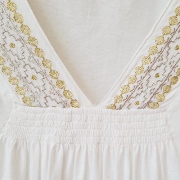 Calvin Klein Grecian like V Neck white top - Picture 2 of 5